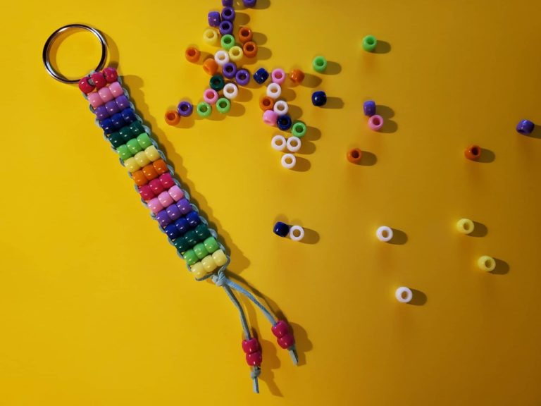 How To Make Rainbow Pony Bead Keychains Tengemsdiy