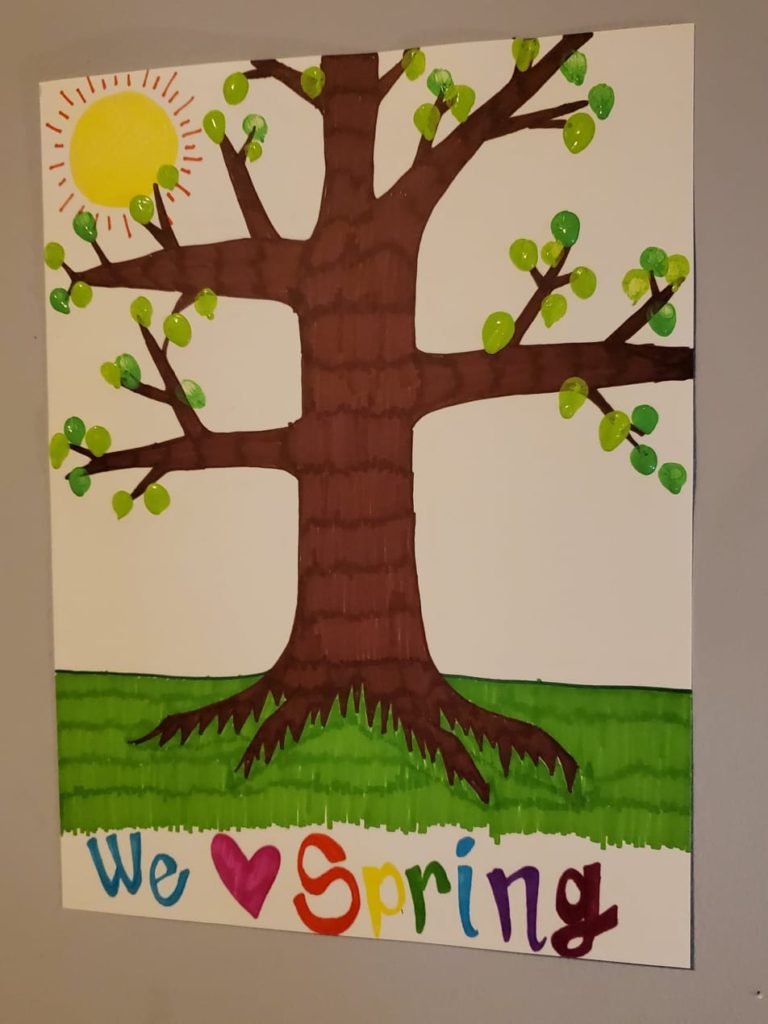 Easy Springtime Budding Tree Finger Painting for Kids and Toddlers