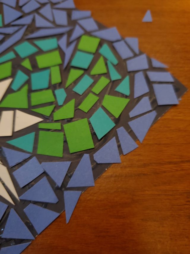 How To Make Easy Paper Mosaics For Kids - TenGemsDIY.com Paper Crafts